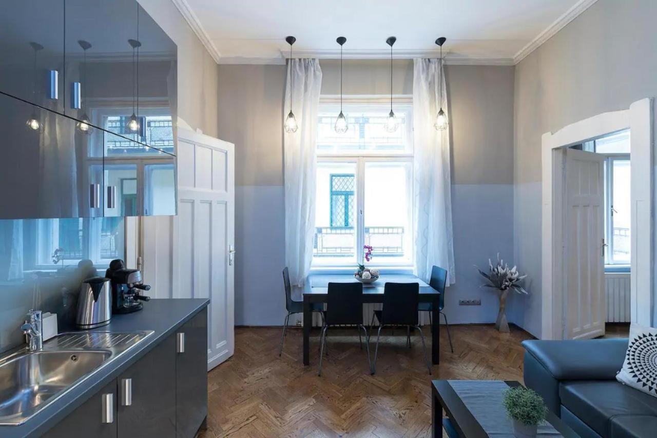 Vaci Street Apartments 부다페스트 외부 사진