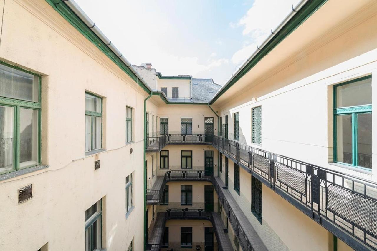 Vaci Street Apartments 부다페스트 외부 사진